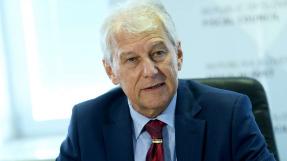 Predsednik Fiskalnega sveta Davorin Kračun (photo: Tamino Petelinšek/STA)