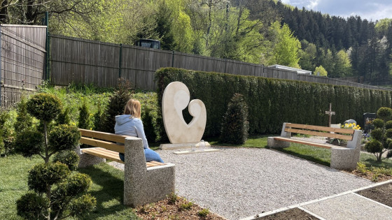 Spominsko obeležje nerojenim otrokom na Podkraju pri Velenju (photo: Darja Pečnik)