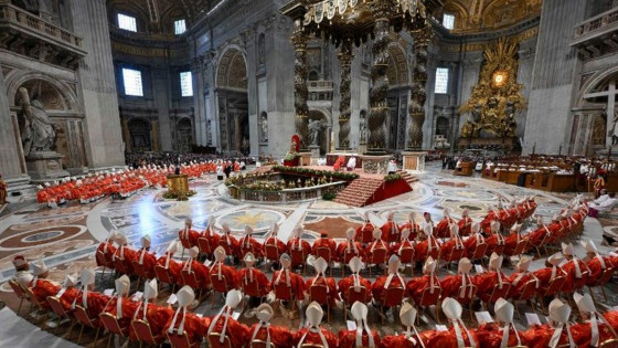 Kardinali zbrani pri sveti maši za novega papeža (photo: Vatican news)