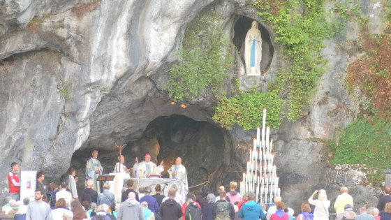 Slovenska maša v Lurdu (photo: Posnetek zaslona)