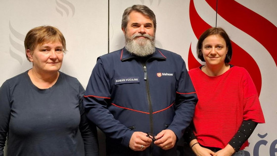 Alenka Petek, Roman Vučanjk, Urška Smerkolj (z leve proti desni) (photo: Petra Stopar)