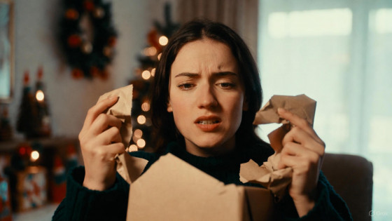 Nobeno darilo ni zastonj (photo: Grok)