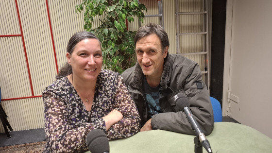 Mojca in Marko Mejak v studiu Radia Ognjišče (photo: Marjana Debevec)