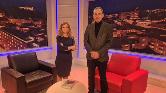 Novinarka Tanja Dominko in dr. Žiga Turk (photo: Alen Salihović)