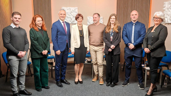 Udeleženci soočenja na temo družine in demografije (photo: Mirjam Judež)