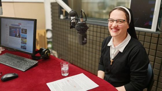 Gostja misijonskega jutra, šolska sestra sv. Frančiška Kristusa Kralja, s. Ema Alič. (photo: Mirjam Judež)