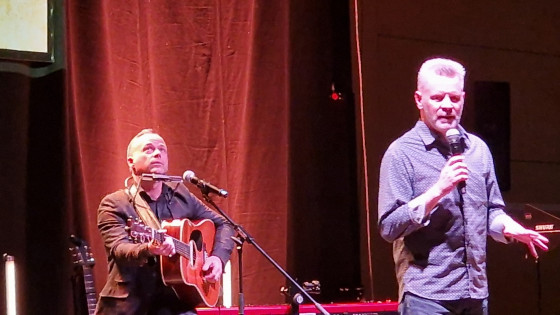 Christopher West in glasbenik Mike Mangione (photo: Marjana Debevec)