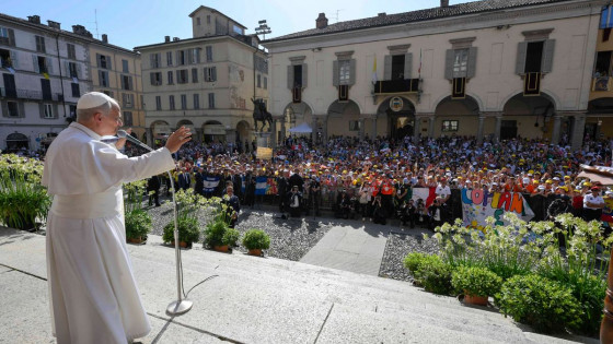 Papež Leon XIV. na pastoralnem obisku v Pavii (photo: Simone Risoluti/Vatican Media)