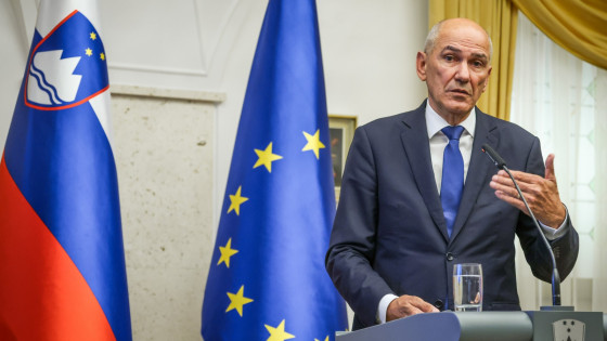 Predsednik vlade Janez Janša (photo: Daniel Novakovič/STA)