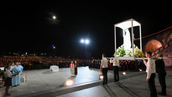 Večerna procesija z lučkami (photo: Simone Risoluti)