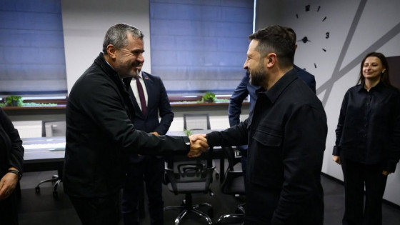 Minister Kajzer in ukrajinski predsednik Zelenski (photo: Vir: FB Tone Kajzer)