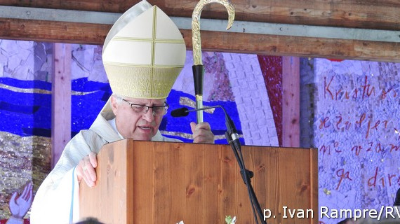 Škof Andrej Glavan (photo: P. Ivan Rampre/RV)