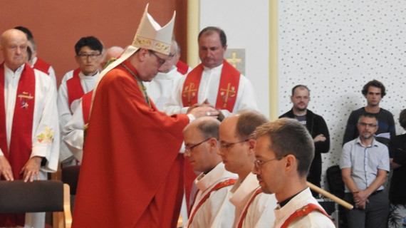 Posvečenje jezuitov (photo: P. Ivan Rampre)