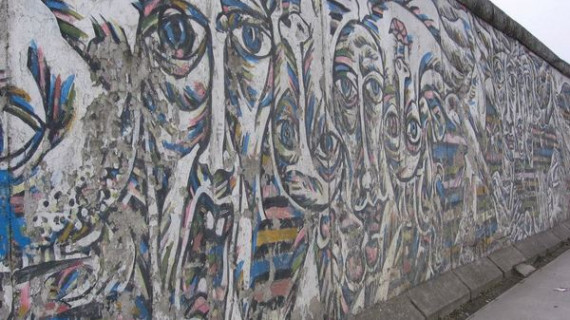 Del berlinskega zidu, ki še stoji - v spomin in opomin (photo: Helena Križnik)