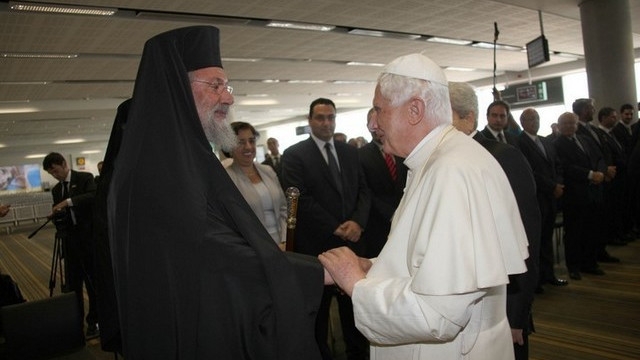 Papež na Cipru (foto: www.papalvisit.org.cy)