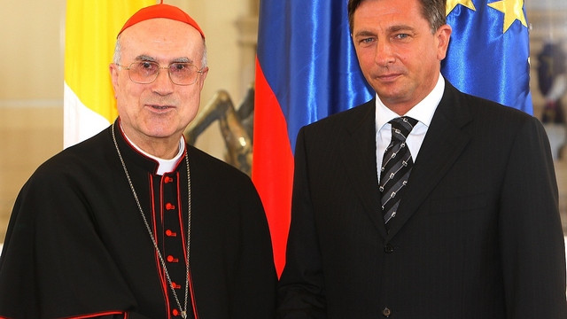 Kardinala Bertoneja sprejel premier Pahor (foto: Gašper Furman, Slovenska škofovska konferenca)