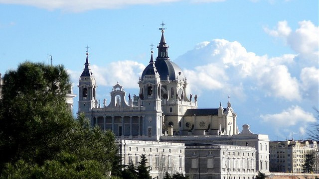 Madridska katedrala Marije iz Almudena (foto: Wikipedija)