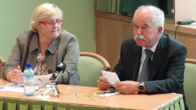 Državna sekretarka Alenka Kovščca in minister dr. Boštjan Žekš (foto: Matjaž Merljak)
