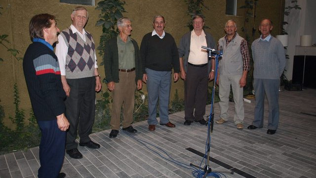 Pevci iz Globokega (foto: Franc Kene)
