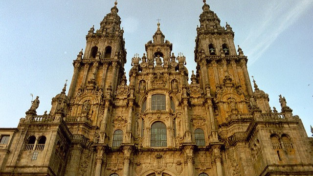 Katedrala sv. Jakoba v Komposteli (foto: Wikimedia)