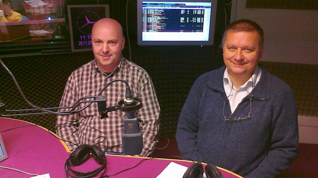 Igor Funa in Tone Končar v studiu Radia Ognijšče (foto: Matjaž Merljak)