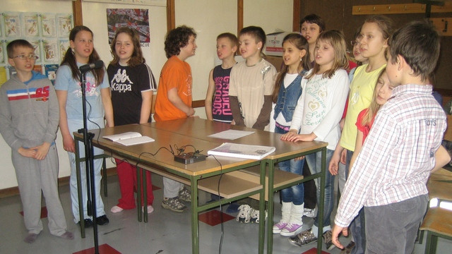 Učenci 4. razreda Osnovne šole Slivnica pri Celju (foto: Vesna Sever)