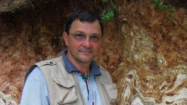 dr. Borut Vrščaj (foto: ARO)