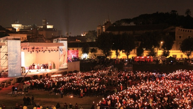 Bdenje mladih - Beatifikacija JPII (foto: p. Robert Bahčič)