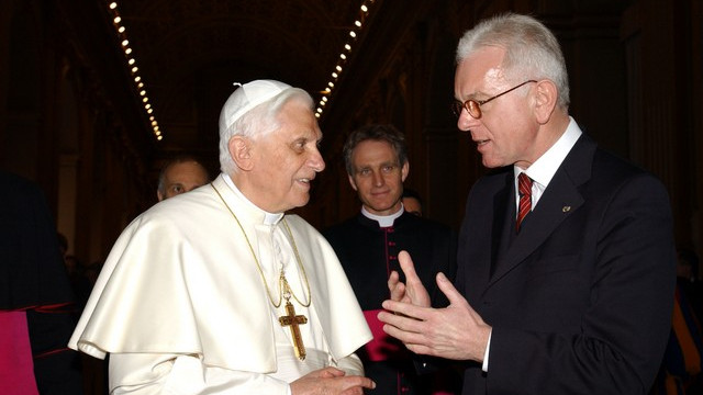 Hans Gert Poettering s papežem Benediktom XVI. (foto: eppgroup.eu)