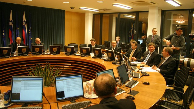 Seja vlade (foto: Izidor Šček)