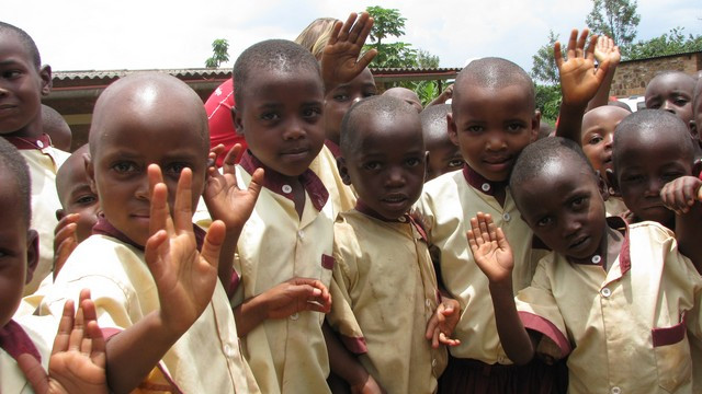 Radovedni otroci; Afrika (foto: Alen Salihović)