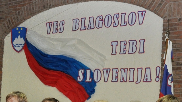 Proslava v Balantičevi šoli (foto: Svobodna Slovenija)