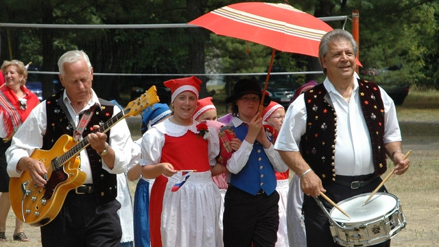 Slovenski dan v Montrealu 2012 (foto: Arhiv slovenske župnije v Montrealu)