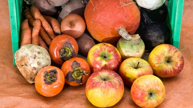 Domače sadje in zelenjava (foto: Zeleni zabojček)