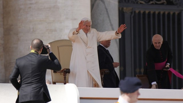 Papež Benedikt XVI.; zadnja avdienca (foto: p. Robert Bahčič)