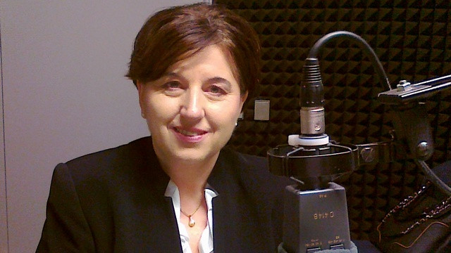 Ljudmila Novak v studiu RO (foto: Matjaž Merljak)