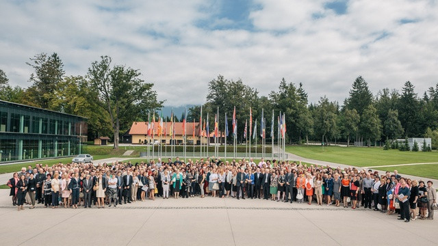 Ravnatelji vrtcev in šol na posvetu na Brdu (foto: Inštitut za etiko)