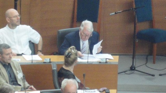 Dr. Štoka v Državnem zboru (foto: Matjaž Merljak)