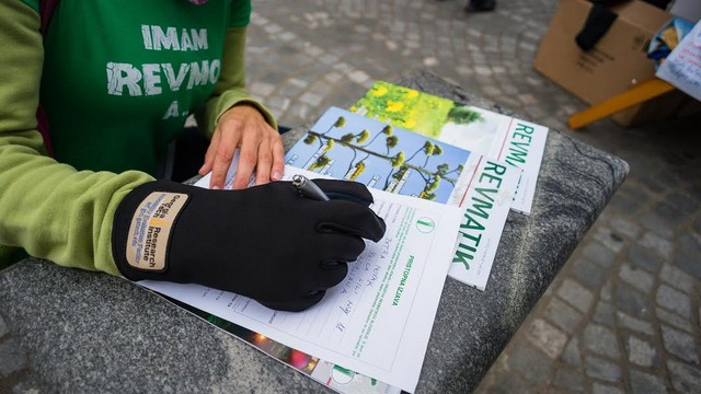 12. oktober - svetovni dan revmatikov. (foto: Andrej Štojs)