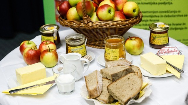 Tradicionalni slovenski zajtrk (foto: ARO)