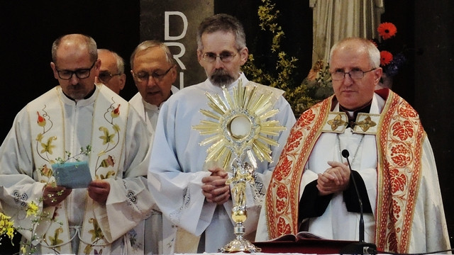 Pobožnost je vodil nadškof Stanislav Zore (foto: p. Ivan Rampre)