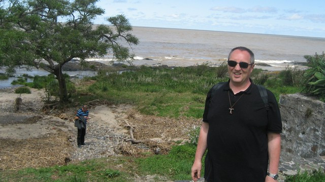 P. Darko Žnidaršič v mestecu Colonia v Urugvaju (foto: osebni arhiv p. Darka)