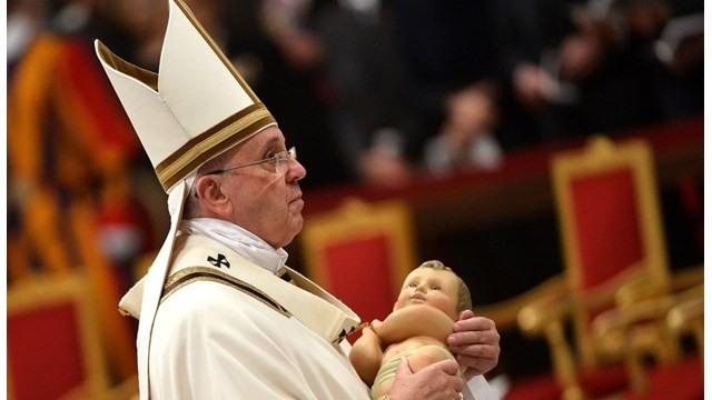 Papež pri polnočnici (foto: Radio Vatikan)