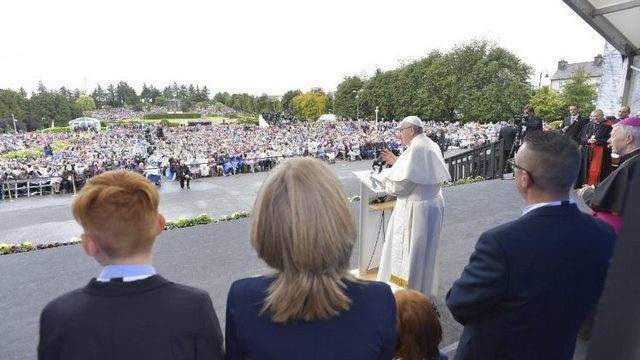 Papež v Knocku (foto: Vatican news)