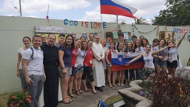 Udeleženci na svetovnem dnevu mladih v Panami (foto: Rok Mihevc)