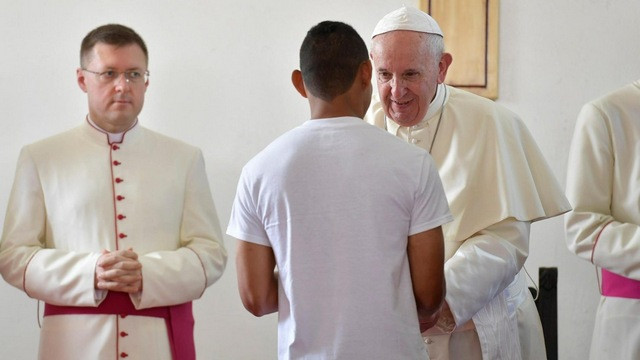 Papež v zaporu v Panami (foto: Vatican Media)