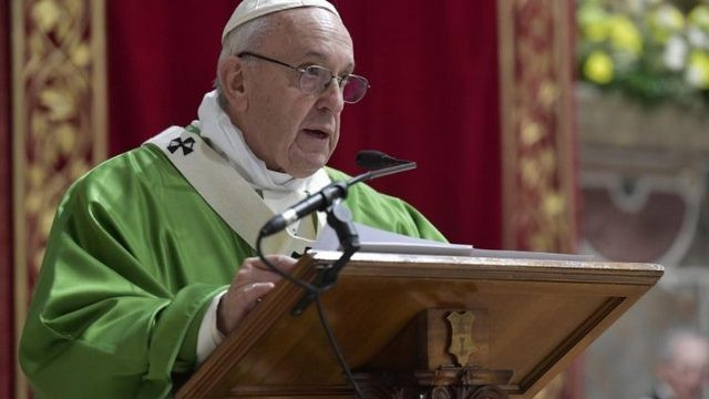 Papež med sklepnim nagovorom (foto: Vatican news)