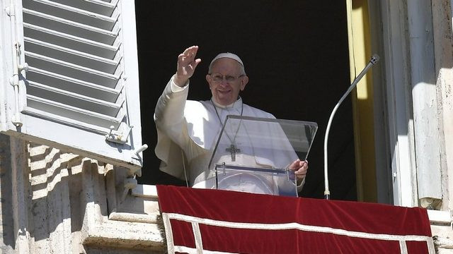 Papež pred opoldansko molitvijo (foto: Vatican news)