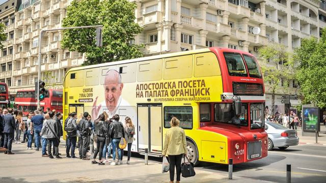 Mesto Skopje pričakuje papeža (foto: Martina Šušteršič)