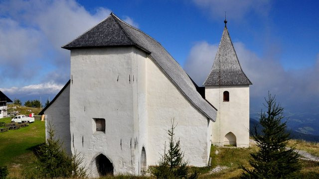 Najvišje ležeča cerkev v Sloveniji (foto: Rok Mihevc)